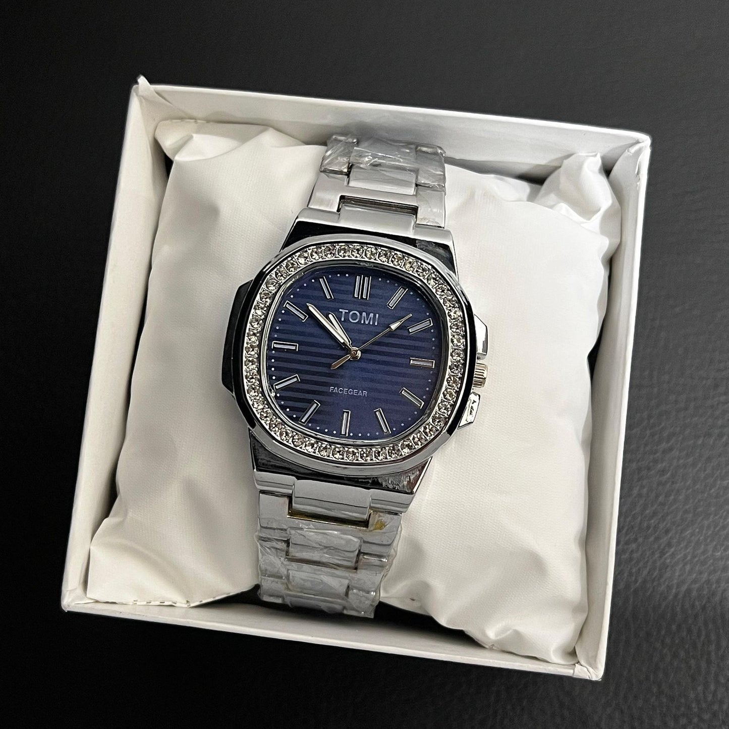 TOMI IN DIAMOND DIAL WATCH